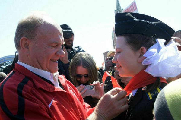 Россия стала больше на четыре региона и 6,2 миллиона человек Россия стала больше на четыре региона и 6,2 миллиона человек