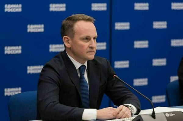 Турчак сообщил, кто получит мандат депутата после перехода Кастюкевича в Совфед Турчак сообщил, кто получит мандат депутата после перехода Кастюкевича в Совфед