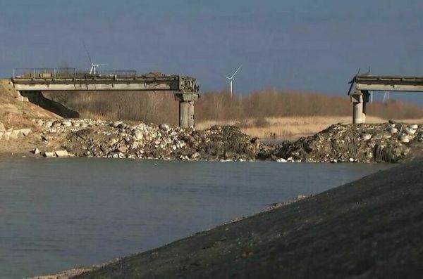 Украине предъявлен иск за водную блокаду Крыма Украине предъявлен иск за водную блокаду Крыма