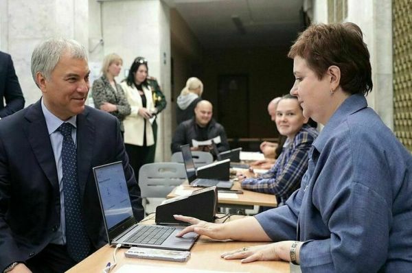 В России началось трехдневное голосование В России началось трехдневное голосование