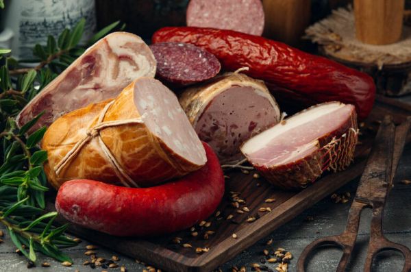 Россия обойдется без европейской колбасы и сыра Россия обойдется без европейской колбасы и сыра