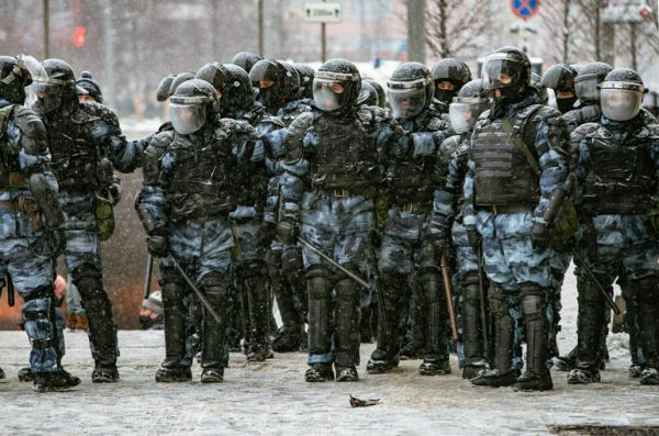 В Госдуму внесли проект о праве Росгвардии на информсистему по обороту оружия