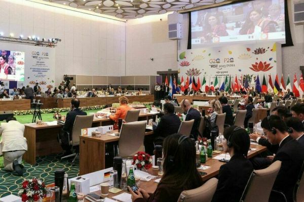 Валентина Матвиенко в Индии поставила на место замглавы Европарламента Валентина Матвиенко в Индии поставила на место замглавы Европарламента