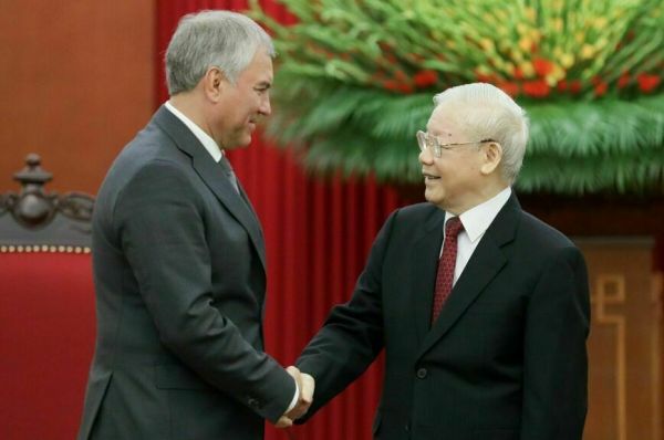 Володин предложил вьетнамским компаниям активней приходить на российский рынок Володин предложил вьетнамским компаниям активней приходить на российский рынок