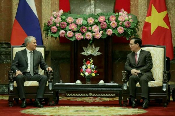 Володин предложил вьетнамским компаниям активней приходить на российский рынок Володин предложил вьетнамским компаниям активней приходить на российский рынок