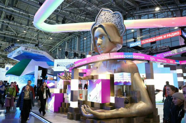 Матвиенко дала рецепт от интернет-зависимости и рассказала о детской мечте