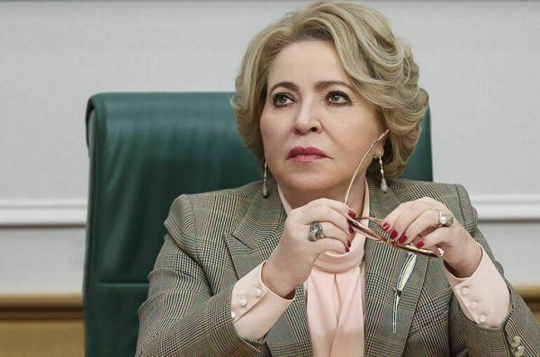 Матвиенко предложила разработать Нацстратегию в интересах семей