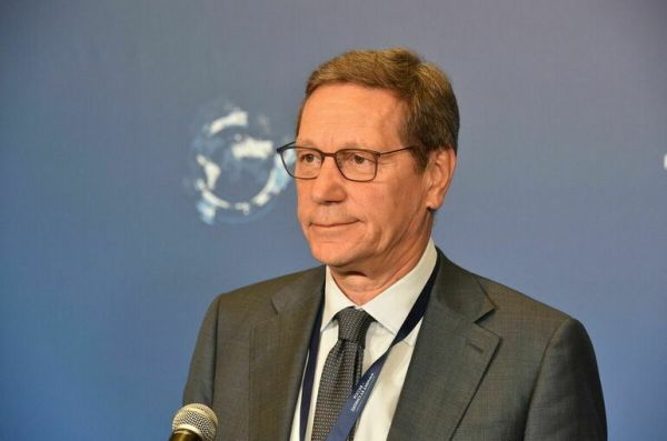 Жуков: Госдума 14 ноября рассмотрит обращение по проблеме обмеления Волги Жуков: Госдума 14 ноября рассмотрит обращение по проблеме обмеления Волги