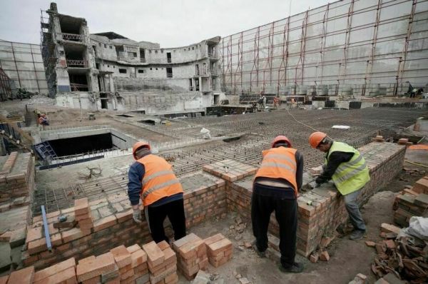 Донбасс возрождают всей Россией Донбасс возрождают всей Россией