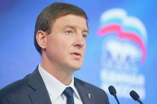 «Единая Россия» ввела обязательные членские взносы «Единая Россия» ввела обязательные членские взносы