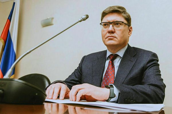 Исаев: Путин заверил, что от комиссии по оплате ЖКХ освободят всех пенсионеров Исаев: Путин заверил, что от комиссии по оплате ЖКХ освободят всех пенсионеров