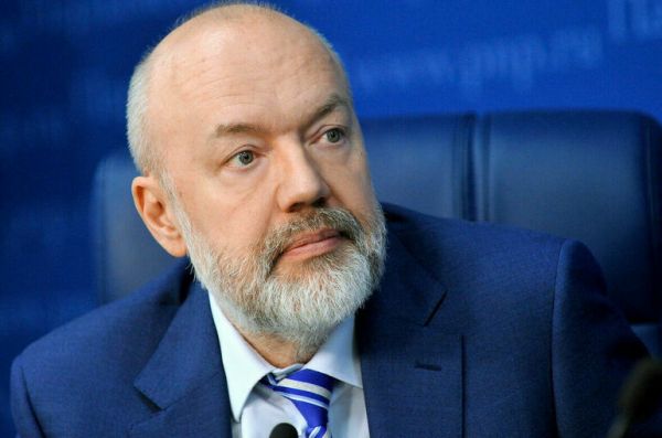 Крашенинников рассказал, какие законы нужно принять в развитие Конституции Крашенинников рассказал, какие законы нужно принять в развитие Конституции