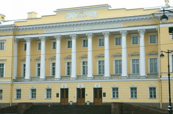 Крашенинников рассказал, какие законы нужно принять в развитие Конституции Крашенинников рассказал, какие законы нужно принять в развитие Конституции