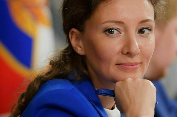 Анна Кузнецова: Поддержка семей &mdash; самые важные инвестиции в будущее страны