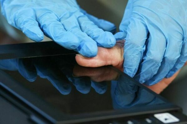 В московских аэропортах начнут собирать биометрию у мигрантов В московских аэропортах начнут собирать биометрию у мигрантов