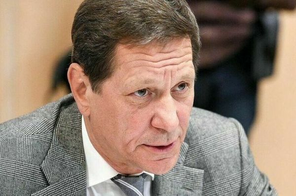 Жуков: Депутаты спросят Хуснуллина о мерах для переселения из аварийного жилья Жуков: Депутаты спросят Хуснуллина о мерах для переселения из аварийного жилья