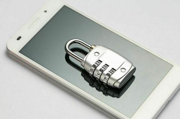 Компании хотят обязать страховать потерю персональных данных россиян Компании хотят обязать страховать потерю персональных данных россиян