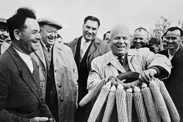 Крымчане хотят осудить Хрущева Крымчане хотят осудить Хрущева