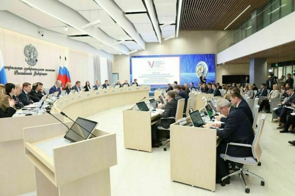 Выбирать президента онлайн планируют уже более 2,5 миллиона россиян Выбирать президента онлайн планируют уже более 2,5 миллиона россиян