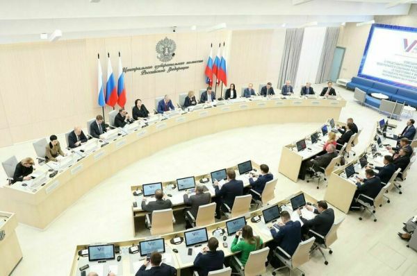 Выбирать президента онлайн планируют уже более 2,5 миллиона россиян Выбирать президента онлайн планируют уже более 2,5 миллиона россиян