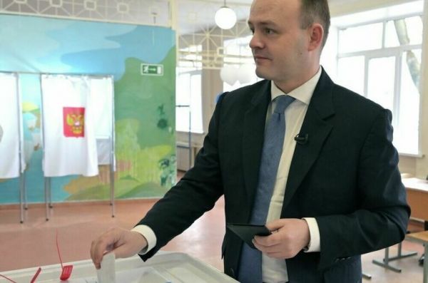 Владислав Даванков проголосовал на выборах президента в Смоленске Владислав Даванков проголосовал на выборах президента в Смоленске