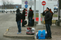 Даванков предложил разрешить должникам оплачивать штрафы в аэропорту при вылете