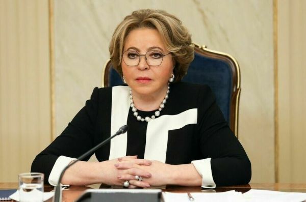 Матвиенко: СБУ следует признать террористической организацией Матвиенко: СБУ следует признать террористической организацией