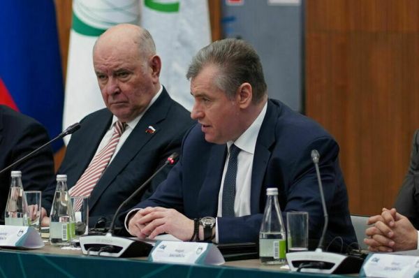 Суэцкому каналу придумали альтернативу Суэцкому каналу придумали альтернативу