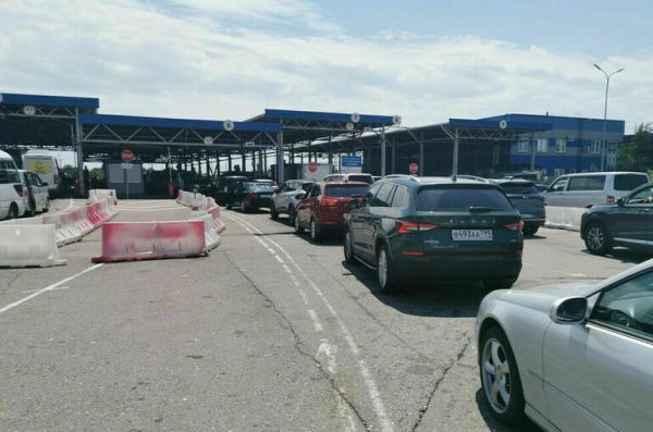 Туристы не поедут за колбасой в Финляндию, но смогут пользоваться транзитом