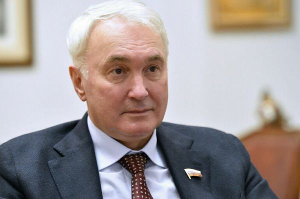 Картаполов раскрыл смысл учений с нестратегическим ядерным оружием Картаполов раскрыл смысл учений с нестратегическим ядерным оружием