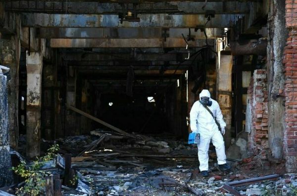 Минприроды уберет завалы опасных отходов. Но не все и не сразу Минприроды уберет завалы опасных отходов. Но не все и не сразу