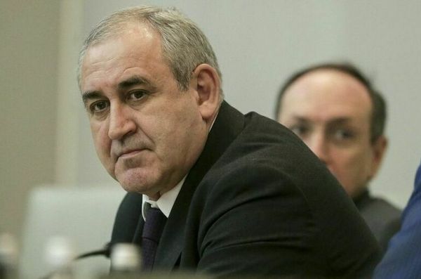 Депутат Неверов заявил, что хочет работать в Комитете по делам национальностей Депутат Неверов заявил, что хочет работать в Комитете по делам национальностей