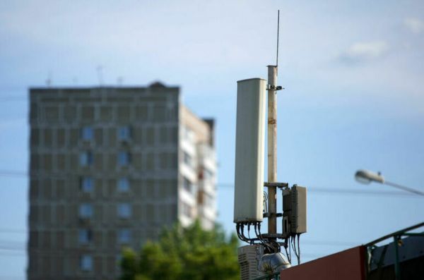 Кабмин поддержал законопроект о развитии мобильной связи вдоль дорог Кабмин поддержал законопроект о развитии мобильной связи вдоль дорог