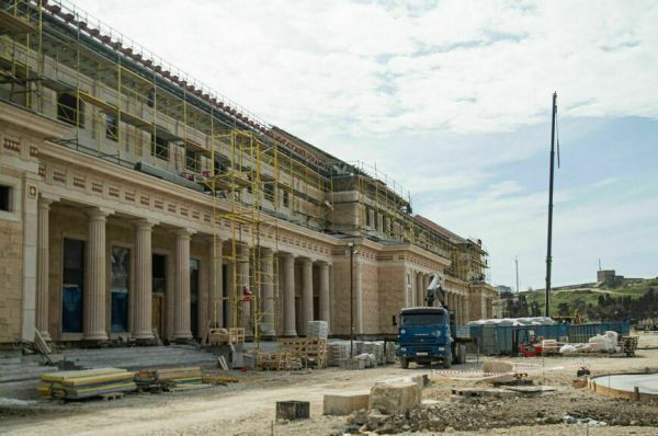 Старый и новый Херсонес: круче не бывает! Старый и новый Херсонес: круче не бывает!