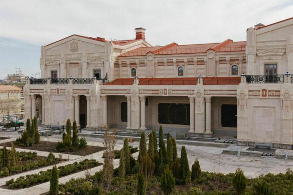 Старый и новый Херсонес: круче не бывает! Старый и новый Херсонес: круче не бывает!