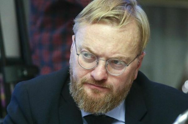 Депутат Милонов не видит проблем с проверкой мотивации переселенцев с Запада