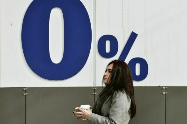 Не путать с кредитом: рассрочку предложили сделать бесплатной Не путать с кредитом: рассрочку предложили сделать бесплатной