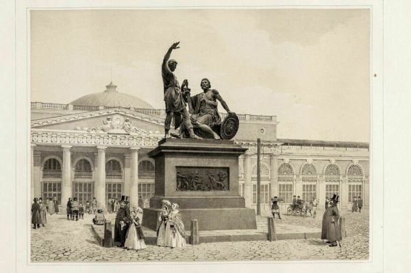 По политическим и градостроительным мотивам: как переносили памятники в России