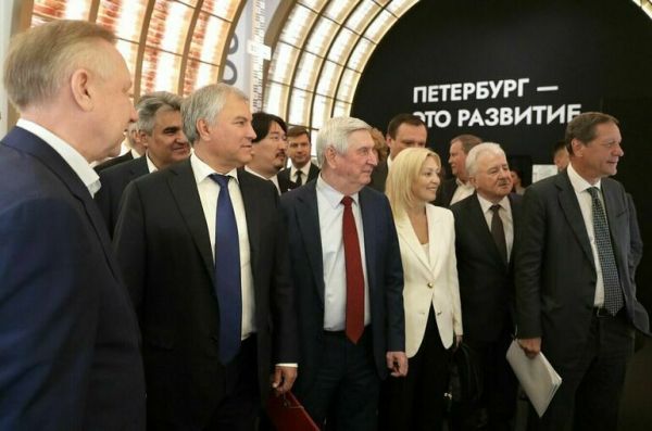 Семьям участников СВО предлагают выделять бесплатных социальных нянь