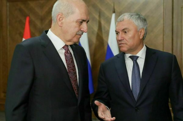 Глава парламента Турции осудил антироссийские санкции