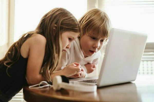 Госдума обрубит щупальца, которые тянутся к подросткам из Сети Госдума обрубит щупальца, которые тянутся к подросткам из Сети