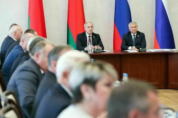 Россиян и белорусов будут лечить по общим правилам Россиян и белорусов будут лечить по общим правилам