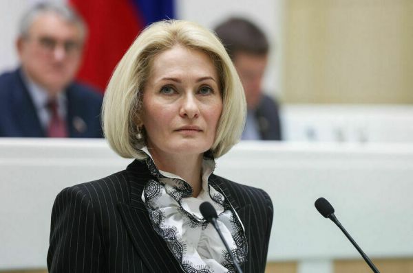 В парламент идут новые депутаты и сенаторы В парламент идут новые депутаты и сенаторы