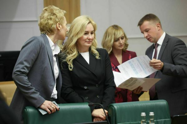 Границы Евразийского женского форума предлагают расширить