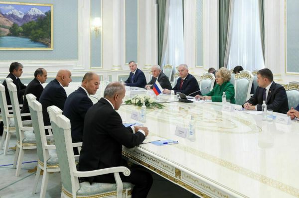 В Таджикистане построят центр для одаренных детей В Таджикистане построят центр для одаренных детей