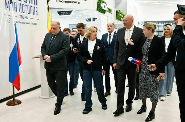 Четыре дня &mdash; пять городов: о чем говорили законодателям жители российских регионов