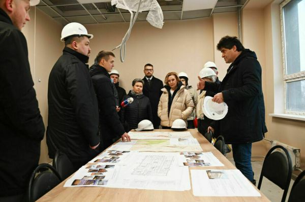 Четыре дня &mdash; пять городов: о чем говорили законодателям жители российских регионов