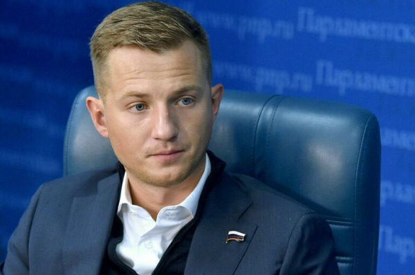 Депутат Метелев: Допбаллы при приеме в колледж — еще один стимул для волонтера Депутат Метелев: Допбаллы при приеме в колледж — еще один стимул для волонтера