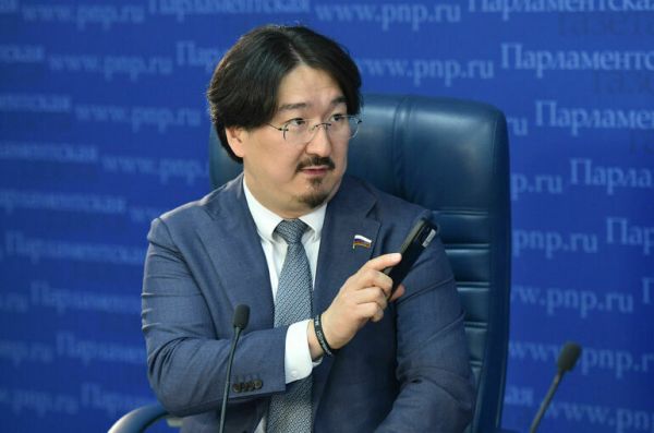 Глава комитета Госдумы рассказал, кому необходим тонометр Глава комитета Госдумы рассказал, кому необходим тонометр