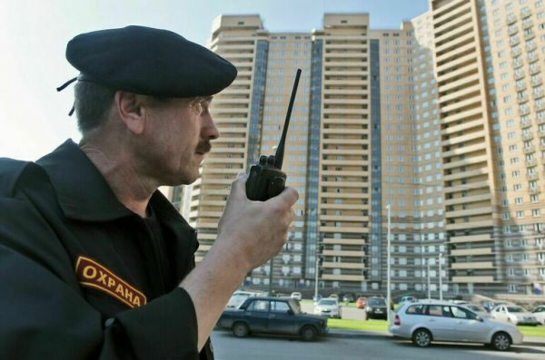 Иноагентам запретят финансировать частных охранников Иноагентам запретят финансировать частных охранников